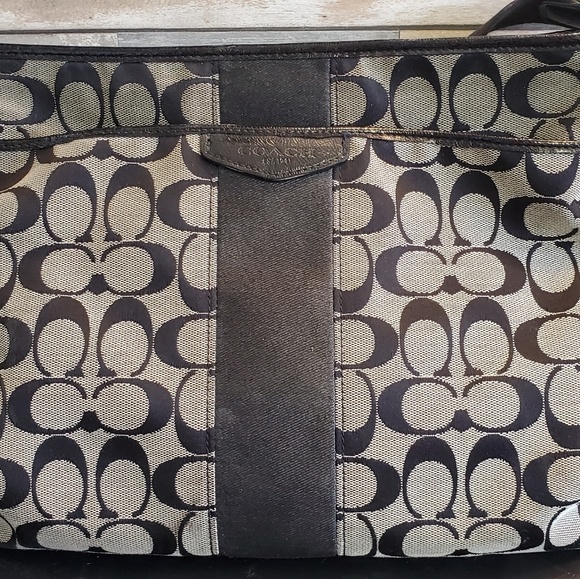Authentic Coach Purse - Picture 2 of 2